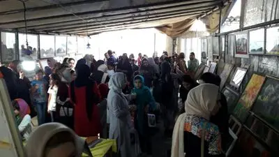 نمایشگاه نقاشی درآموزشگاه هنری "رنگارنگ"با استقبال خوب علاقمندان افتتاح شد 