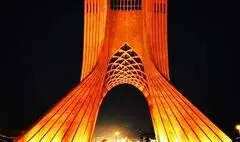 برج آزادی نارنجی شد