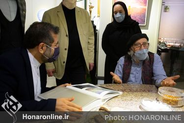 دیدار نوروزی وزیر فرهنگ و ارشاد اسلامی با «نقاش بهشت»