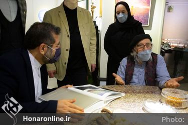 دیدار نوروزی وزیر فرهنگ و ارشاد اسلامی با «نقاش بهشت»