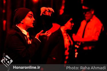 نمایش «دو دوز سایتوتیک» در سالن حافظ