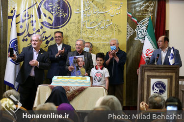 تجلیل و جشن تولد هنرمندان پیشکسوت متولد اردیبهشت و خرداد ماه