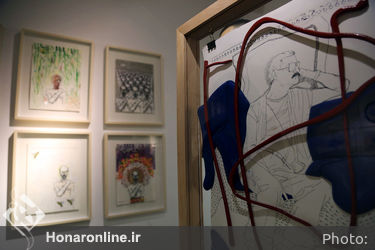 نمایشگاه آثار بیژن صفاری با همکاری هنرمندان معاصر در  گالری وی