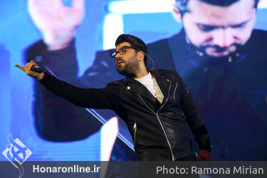 کنسرت حامد همایون در برج میلاد