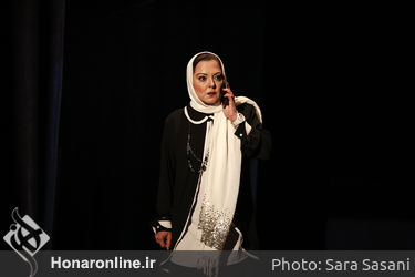 اجرای نمایش "عکس خانوادگی" در تماشاخانه سنگلج
