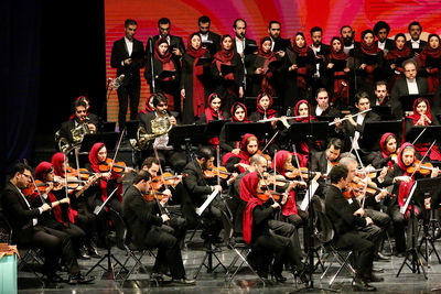 Fajr Music Festival Ends with Under Siege in Memory of Martyr Soleimani