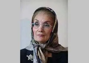 سنگ مزار بانوی مجسمه‌ساز تا پایان فروردین نصب می‌شود
