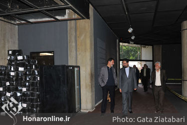بازدید معاون امور هنری از روند بهسازی موزه هنرهای معاصر تهران