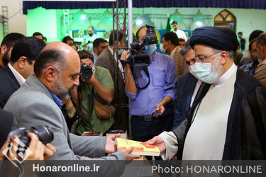 بازدید رئیس جمهور از سی و سومین نمایشگاه بین المللی کتاب تهران