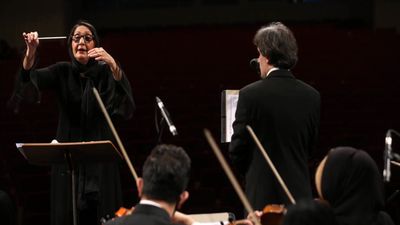 ‘Homeland’ orchestra concert, conducted by Noz’hat Amiri, held in Tehran