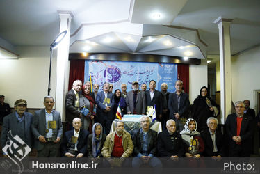 تجلیل از هنرمندان پیشکسوت متولد اسفند ماه در باغ زیبا
