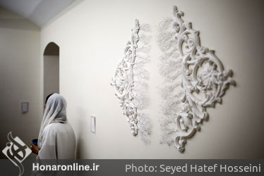 نمایشگاه آثار حجم کتایون برزگر در گالری این جا