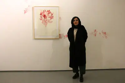 شکستن چارچوب‌های ذهنی با نگاهی ساده / روایت بهناز قاسمی از نمایشگاه "درباره‌ زندگی، رویا و شیفتگی" در گالری طراحان آزاد
