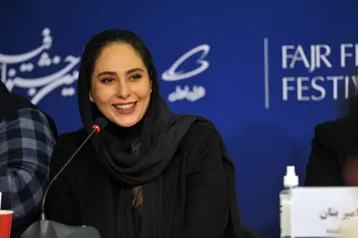 رعنا آزادی‌ور به فیلم جدید رضا گوران پیوست