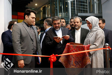 افتتاحیه یازدهمین جشنواره بین‌المللی مد و لباس فجر در برج میلاد