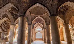 نگاهی به معماری مسجد جامع اصفهان؛ مسجدی با چهارده محراب