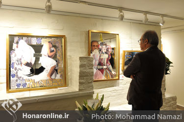 نمایشگاه عکس و چیدمان روی آیینه "مهدی منصوری" در گالری گلستان