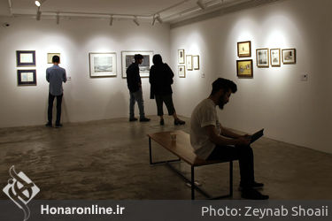 نمایشگاه گروهی در گالری زیر زمین دستان