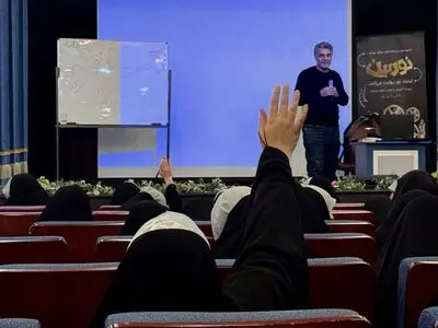  دختران هنرستانی تهران در رویداد «نوربین» فیلم مستند می‌سازند /رویداد توانمندسازی هنرجویان نوجوان