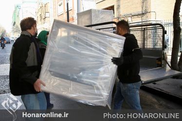 تحویل آثار هنرمندان به چهاردهمین جشنواره هنرهای تجسمی فجر