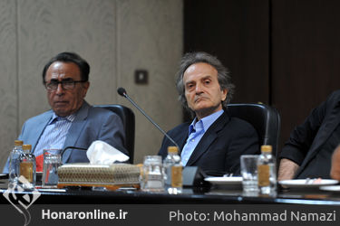 دیدار جمعی از هنرمندان با رضا رحمانی  وزیر صنعت، معدن و تجارت 