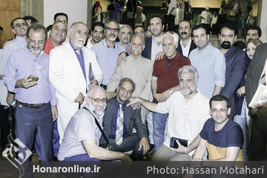 نمایشگاه آثار محمد حیدری و رونمایی از کتاب های "شرح آرزومندی" و "از نیستان 2" در فرهنگسرای نیاوران