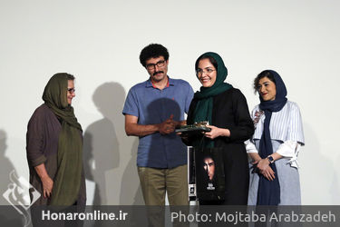 نخستین دوره اعطاء نشان عکاس سال مطبوعاتی ایران‎