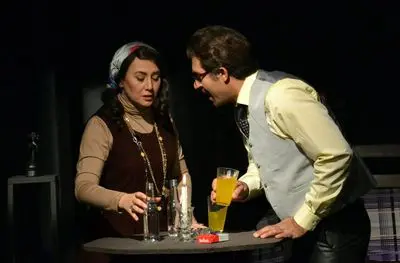 "خرده جنایت های زن و شوهری" با تبسم هاشمی به صحنه رفت