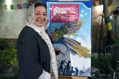 استنداپ کمدی مرضیه برومند در دومین پاتوق هفدهمین جشنواره تئاتر عروسکی