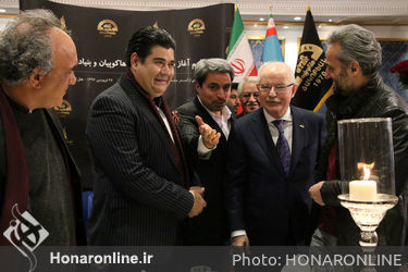رونمایی از لباس‌های ارکستر ملی ایران و ارکستر سمفونیک تهران  در جام جهانی در هتل اسپیناس پالاس 