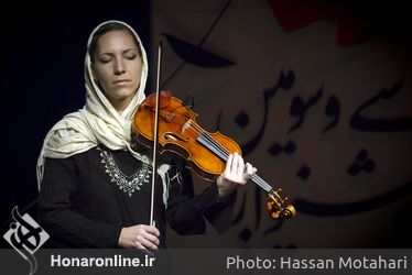 اجراي "جز و شهر" میشایل کاهر اتريشي در روز اول جشنواره موسیقی فجر