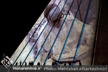 تصویرنگاری ارتحال امام خمینی(ره) در برج آزادی