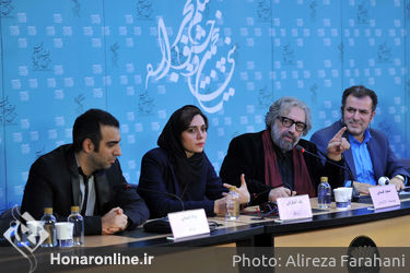 نشست‌ خبری فیلم سینمایی قاتل اهلی در روز هفتم سی و پنجمین جشنواره فیلم فجر در مرکز همایش های برج میلاد (8)