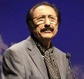 انتشار کتاب «خواجگانِ شاهین‌ـ‌اژدها» اثر فرهاد ناظرزاده کرمانی