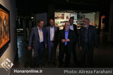 نمایشگاه آثار ناصر اویسی در موزه هنرهای معاصر