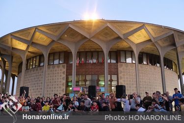نوزدهمین جشنواره بین المللی نمایش عروسکی تهران - مبارک