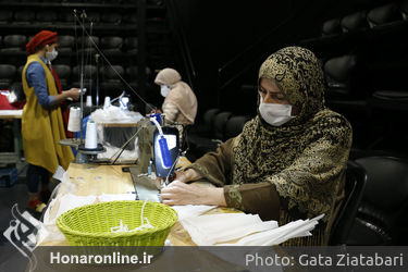 کارگاه خیریه تولید ماسک بنیاد فرهنگی هنری رودکی در تالار حافظ
