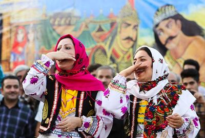 دیدن شادمانه‌ها و تراژدی‌های ایرانی را از دست ندهید / در نخستین روز جشنواره آئینی و سنتی چه نمایش‌هایی به صحنه می‌روند 