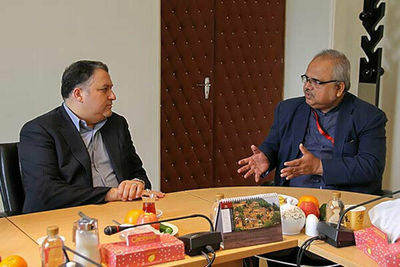 Farabi director meets CEOs of Dhaka, Slemani film festivals