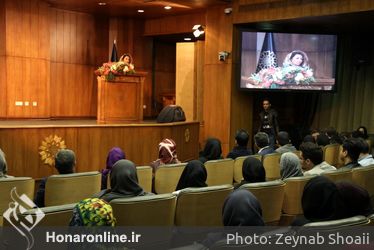 نشست هم‌اندیشی طراحان و تولیدکنندگان بخش طراحی لباس جشنواره فجر
