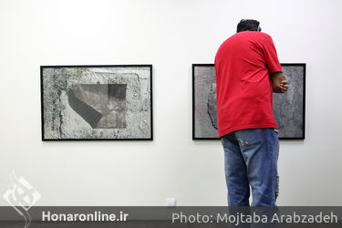نمایشگاه عکس های امین طلاچیان با عنوان "قطعه 41 " در گالری اُ