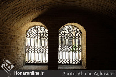 بازدید خبرنگاران از خانه ملک
