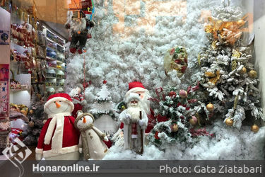 حال و هوای مغازه‌ها و خیابان‌ها در آستانه سال نو میلادی در تهران