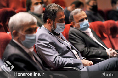 رونمایی از مجموعه آثار هنری رضوی در تالار رودکی