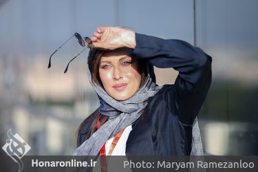 دومین روز سی و هفتمین جشنواره جهانی فیلم فجر در پردیس چارسو