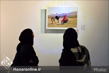 نمایشگاه گروهی عکس عاشورایی در باغ‌موزه قصر 