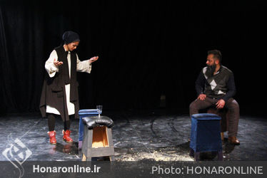 نمایش "جمجمه‌ای در کانمارا" به کارگردانی شکیبا علیزاده در تماشاخانه اهورا
