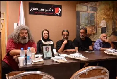 علیرضا راهب: زنانگی و زندگی در شعرهای مهین مجتهدزاده موج می زند