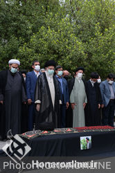 اقامه نماز بر پیکر حجت‌‌‌الاسلام و المسلمین دعایی