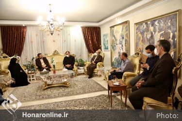 دیدار وزیر فرهنگ و ارشاد اسلامی با خانواده مرحوم استاد حبیب الله صادقی